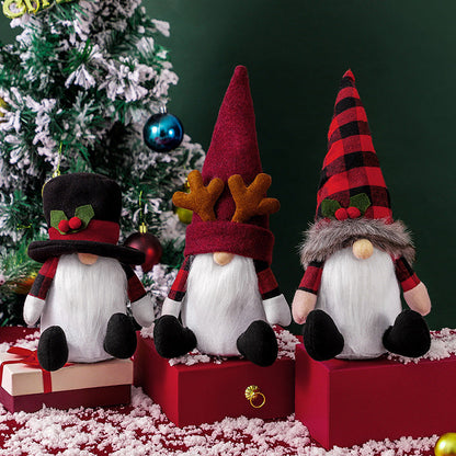 Christmas Plaid Gnome