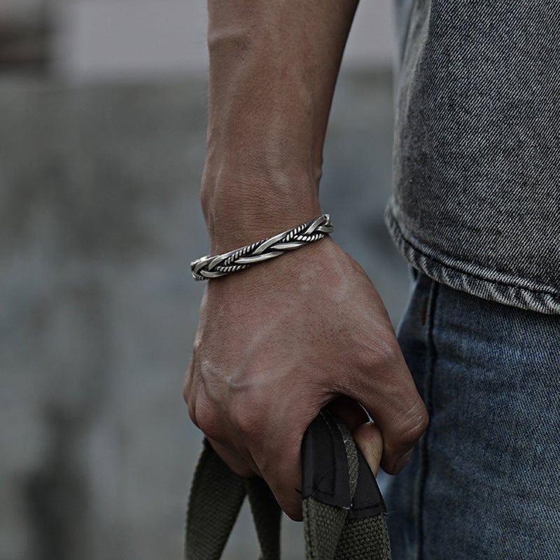 ''Embrace the future'' Twists and Turns Bracelet