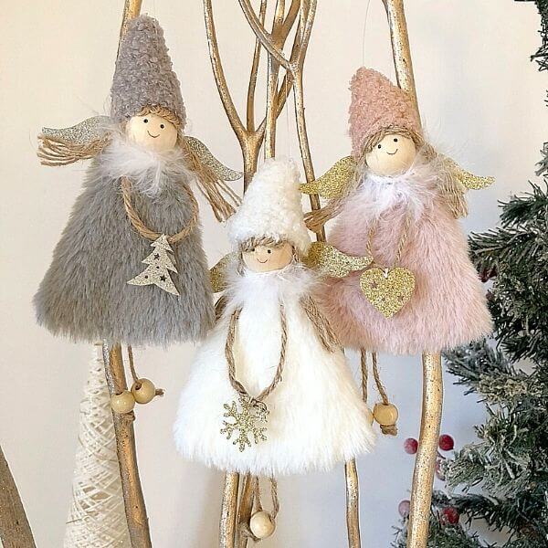 Anges de Noël faits à la main avec chapeau 